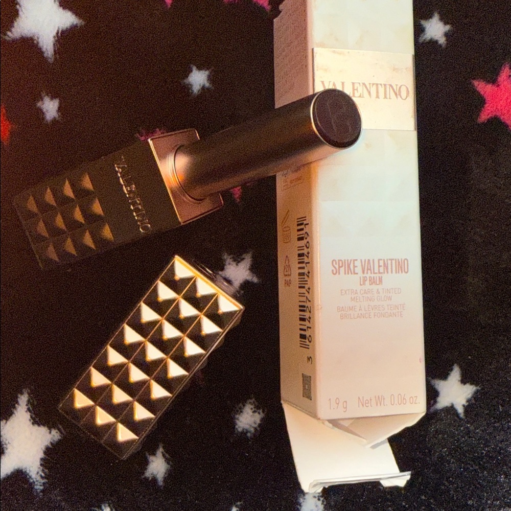 Valentino lip - NEW